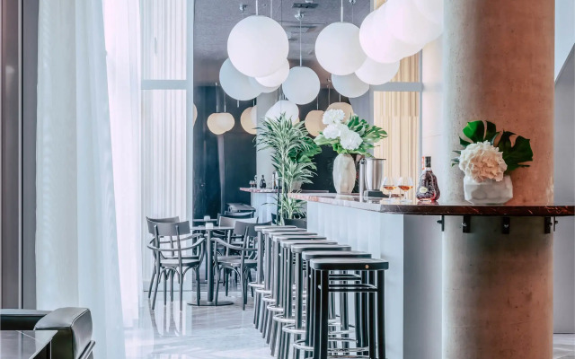 Met Boutique Hotel