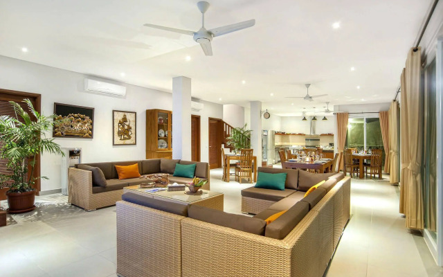 Villa Yenian by Villa Finder