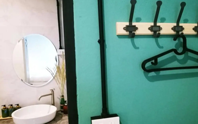 I-DNA PhanatNikhom Hometel