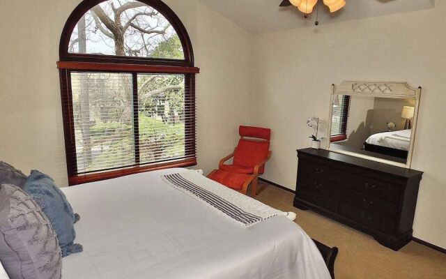 Belmont Heights Retreat Stunning Gardens