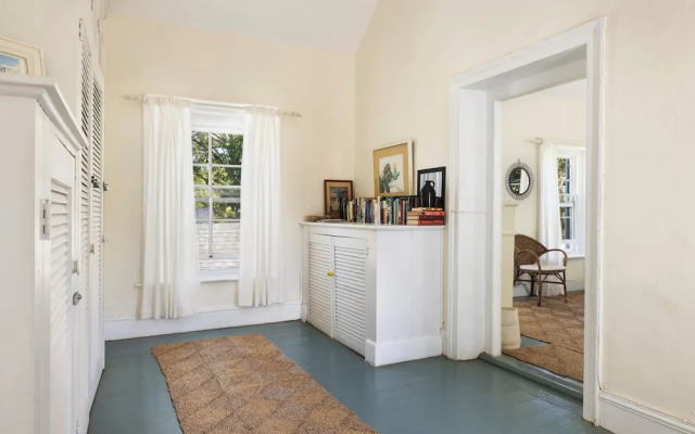 Captain'S Cove: Historic House Near Town And Beach