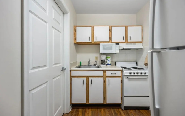 Affordable Suites Hickory/Conover