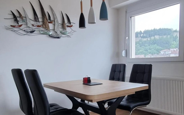 Svir Skyline Apartment No 39