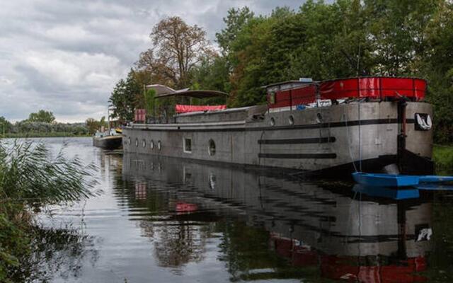 l'Aparté Péniche Orphée