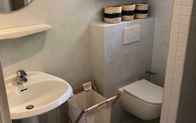 Spacious Villa in Valbonne with Swimming Pool