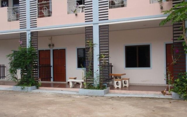 Rose Garden Homestay