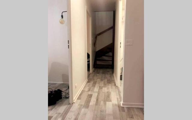 Appart 6 à 8 personnes proche centre parking gratuit