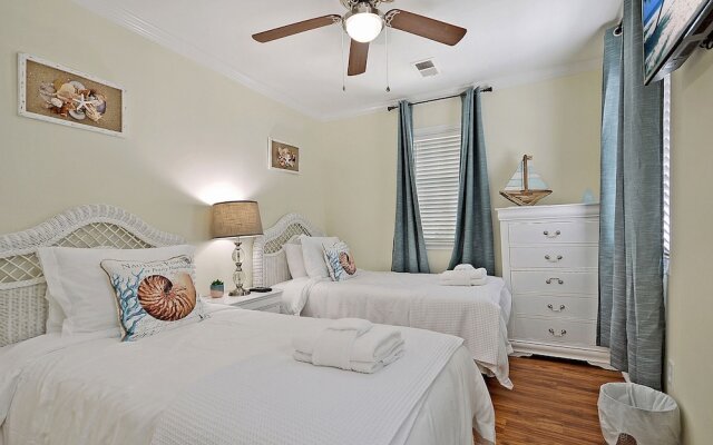 New Listing Historic In Downtown Charleston 5 Bedroom Home