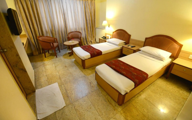 Hotel The Samrat
