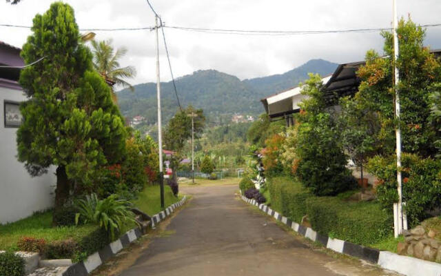 Sapphire Hotel