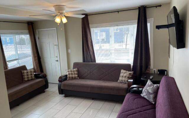 Newly Renovated 2 Bedroom House