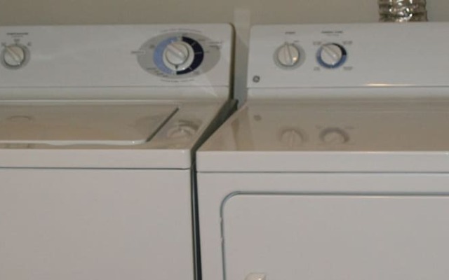 Oakwood at Hartford 21