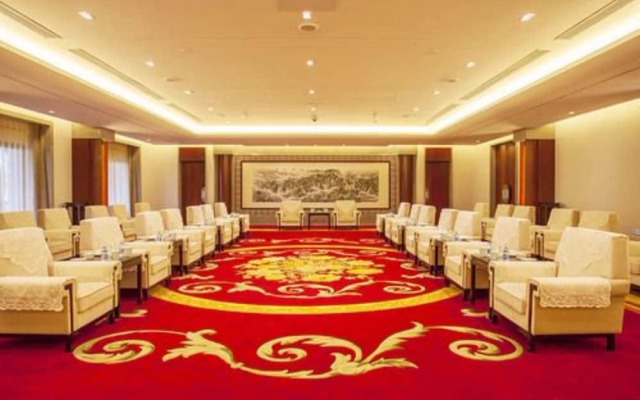 Langfang Ovation Hotel