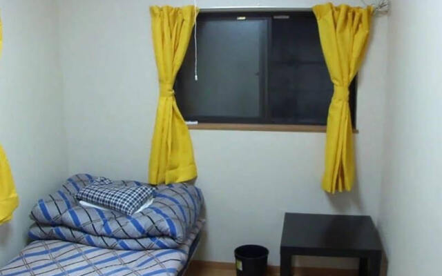 Little Woody Downtown (Hostel)