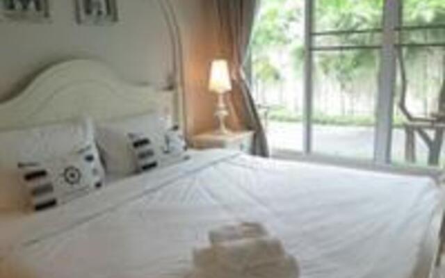 Chelona Huahin Condo Garden View by Dome