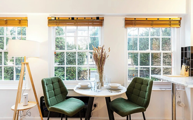 Putney Chic 1-bed Gem