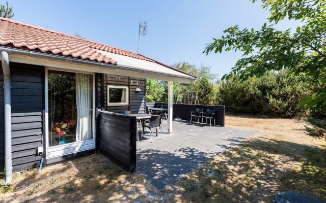 6 Person Holiday Home in Blavand