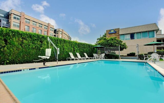 Days Inn Arlington/Washington DC