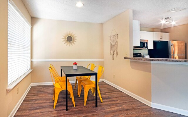 Convenient Apartments to Golf & Beaches by Frontdesk