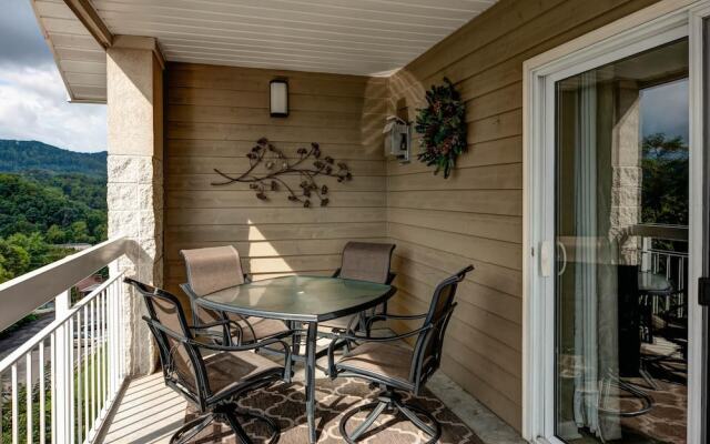 Whispering Pines 351