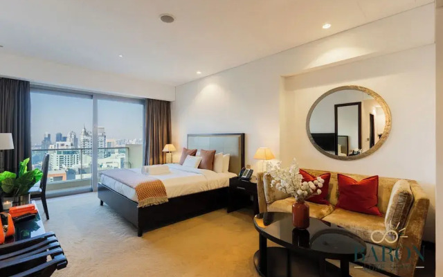 Spectacular Suite JW Marriott Marina