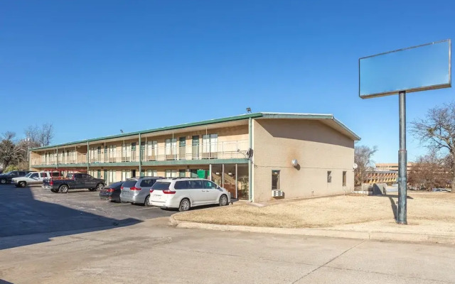 Hotel Oklahoma City Lincoln Blvd