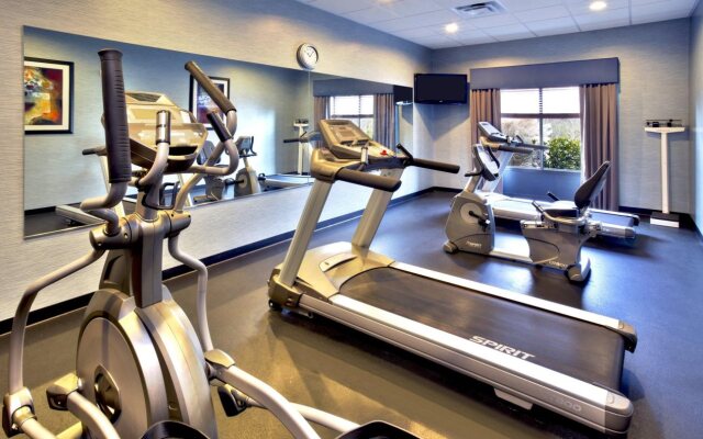 Holiday Inn Express & Suites Oak Ridge by IHG