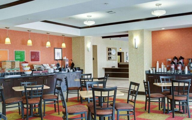 Comfort Suites Old Town Spring