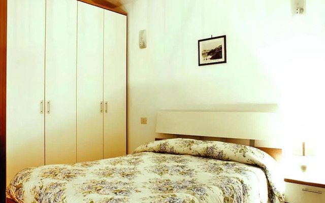 Apartment in Vinci With Pool & Wellness