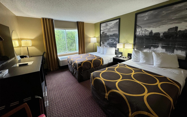 Super 8 by Wyndham New Cumberland