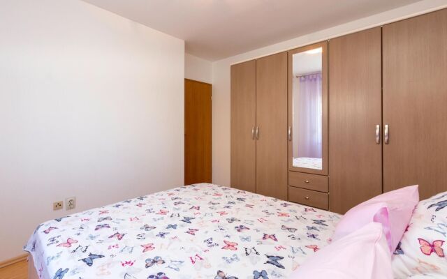 Amazing Home in Peroj With Wifi and 2 Bedrooms