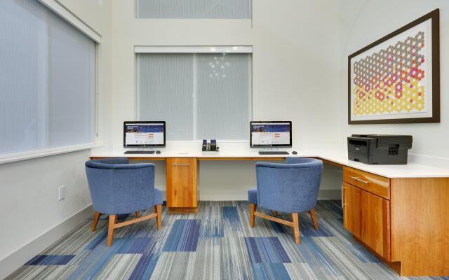 Holiday Inn Express Hotel & Suites Scottsbluff-Gering by IHG