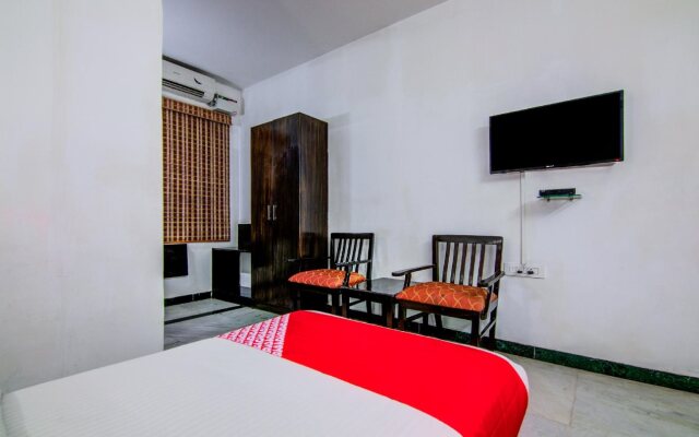 Grand Tiara Hotel