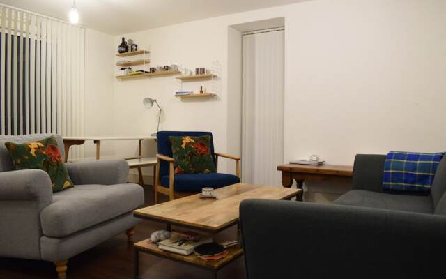 Modern 1 Bedroom Flat in Dalston