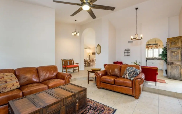 Casa Willow 4 Bedroom Home by RedAwning