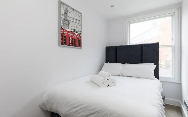 Trafalgar Square Apartments