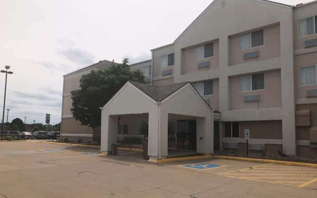 Comfort Inn Davenport East - Bettendorf
