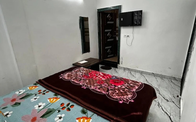 Hotel Shri Prabhu Dham Vrindavan