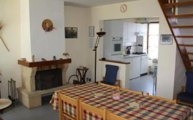 Gîte Saint-Léonard-des-Bois, 4 pièces, 6 personnes - FR-1-410-139