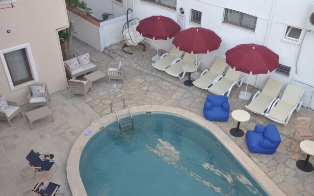 Dalyando Hotel