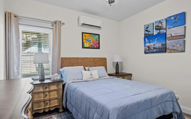 Mi Faro 1 Bedroom Duplex by RedAwning