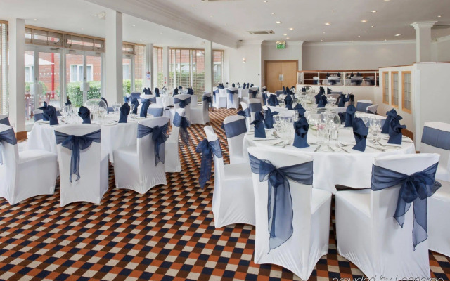 Holiday Inn Aylesbury by IHG