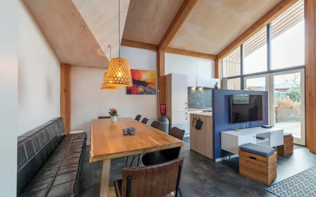 Villa Near Sint Maartenszee Beach With Jacuzzi