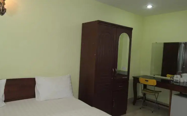 Night Inn Hotel
