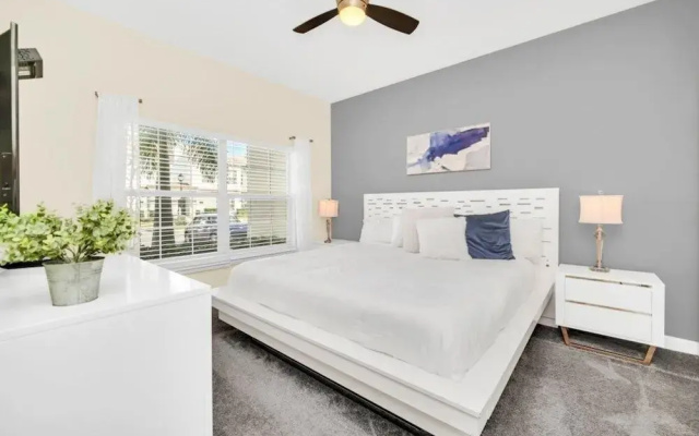 4829lullaby 4 Bedroom Townhouse