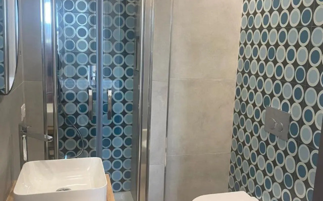 Suite Riviera 84