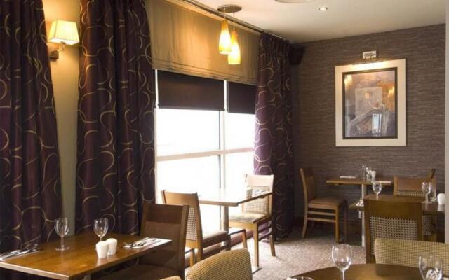 Premier Inn Manchester Deansgate Locks