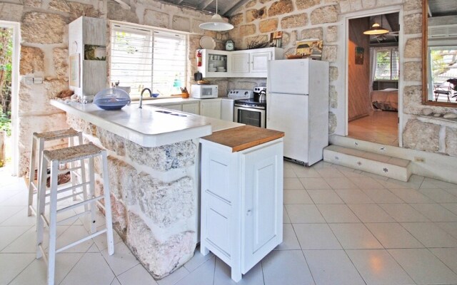 Charming 2-Bed Cottage By Beach by BSL Rentals