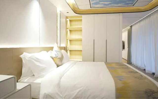 Unicorn Rocket Resort