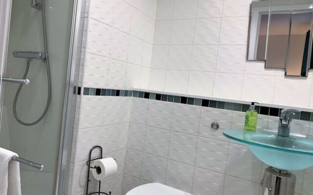 Clyde Waterfront Apartments